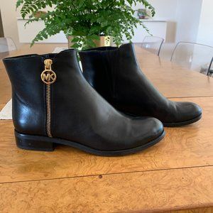 MICHAEL Michael Kors Lainey Flat Bootie
